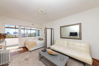 Bright and Homey 1 Bedroom in Gardens - 5