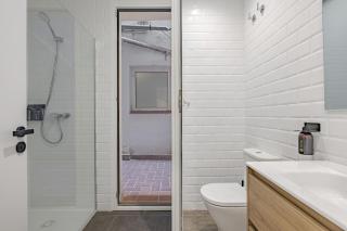 Ola Living Diagonal Apartments - 4