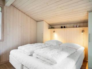 Holiday Home Hildburg - 1-5km from the sea by Interhome - 3