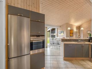 Holiday Home Beeke - 1-4km from the sea by Interhome - 5