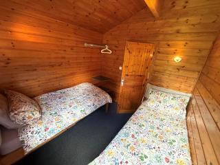 Chalet Lodge 5 - Hot Tub Lodge by Interhome - 9