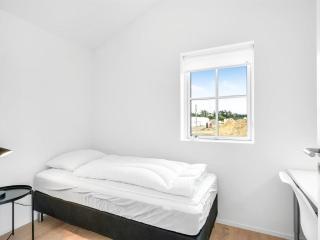 Holiday Home Malomir - 500m from the sea by Interhome - 5