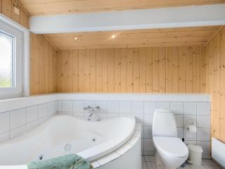 Holiday Home Udder - 250m from the sea by Interhome - 5