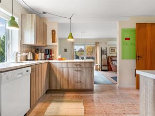 Holiday Home Paule - 1-3km from the sea by Interhome - 5