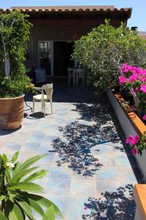 Apartment with large Terrace, 50m from Sea - 1