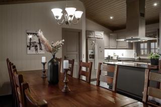Spacious cabin in Hafjell with sauna, ski-inn-ski-out - 1