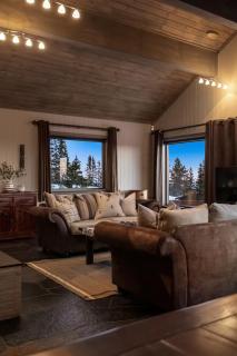 Spacious cabin in Hafjell with sauna, ski-inn-ski-out - 4