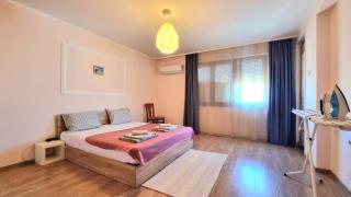 Buda high steps Sunny apartment - 5 min to Beach - 7