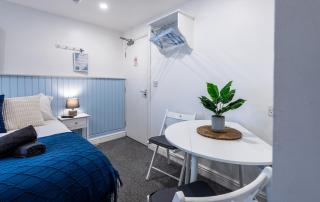 Winter Garden Room at The Wellington by Guestz - 7