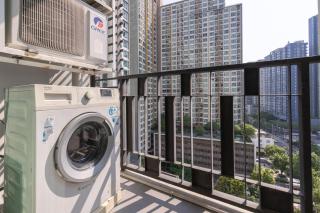 Luxury Onnut Apartment Netflix Gym pool 2 minutes away from BTS - 4