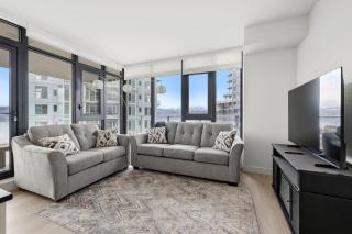 Beach Aqua Retreat 2BR Waterfront Suite Kelowna - 6