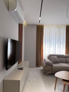 Relax Point Apartment Near Airport - 8