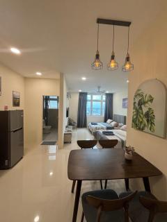 Studio 4 pax-Riverine Diamond 2 - Kuching - 0