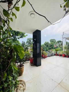 F10 Executive Guest House - 2