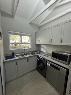 Sea Salt Cottage Kenton-On-Sea - 2