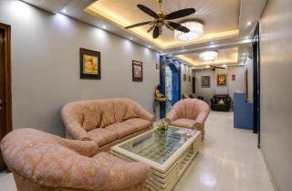 Hotel Silver Leaf, Noida - 9