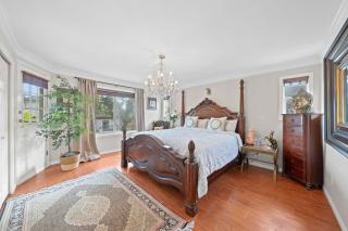 Royalty B&B - 8