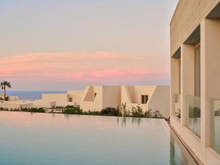 Noūs Santorini, a Member of Design Hotels - 3