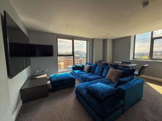Modern 3 BRoom Quayside Apartment RIVER VIEWS - 8