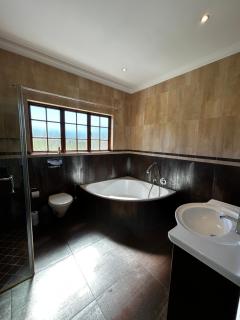 Acacia House - 7