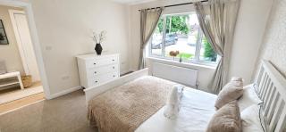 Luxury Hot Tub Retreat Sleeps 6 - 2