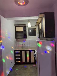 Comfortable Apartment Near Airport & Prishtina - 5