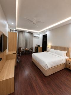 Orange Inn By MIkado Palace - 2