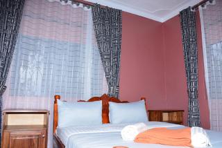 Larry Homestay - 7