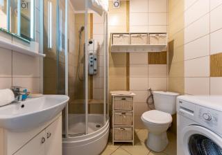 Reda Comfort Stay Apartment by BookingHost - 4