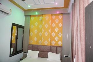Hotel Shri Girdhari Palace and Restaurant - 2