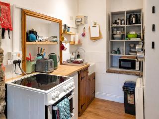 Bloomer's Bothy - 6
