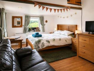 Bloomer's Bothy - 5