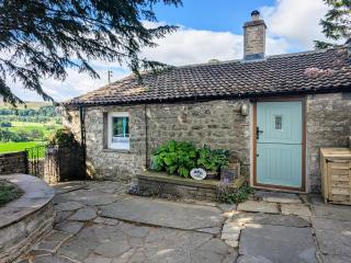 Bloomer's Bothy - 1