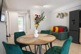 Menelaou by Verde Apartments - 3