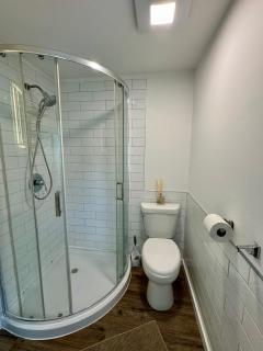 Barel Residence - 1BR Apartment - Free Parking - 15 min to MTL - 7