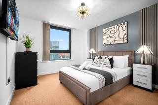 Stylish Apartment - City Centre - Parking & Balcony - Netflix 351CP - 9