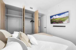 501 First 1605 Signature Skyline Residence Miami - 3