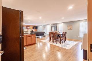 Luxury European Style Executive Apartment B Large - 5