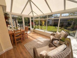 Sandywell Cottage - Families, Contractors, Airport - 8