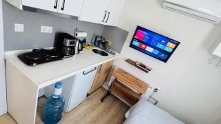 Spacious terrace, air-conditioned, cute 1 room - 2