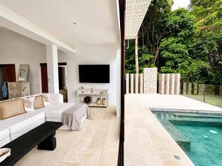 Solaya Seaview Pool Villa 3BR Escape and Sofa bed - 2