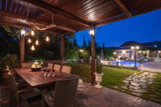 Villa Sophie - Sunny Retreat! - 2