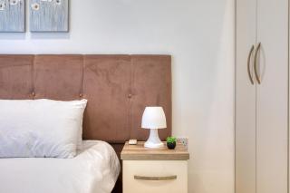Spinola 2BR Retreat, close to sea, restaurants & cafés - 3