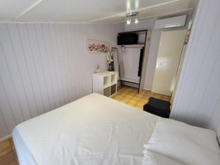 Belle villa de vacances climatisée, residence TAMARIS, wifi, 2 chambres 4 à 6 couchages, accès payant pour les piscines et animations , PORTIRAGNES PLAGE LRTAMA57 - 2