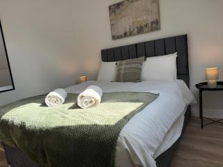 Snug House -- Lydgate Lane 4 bed house, sleeps 9 - 4