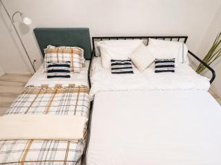 Louisbourg room & Aurora House - 1
