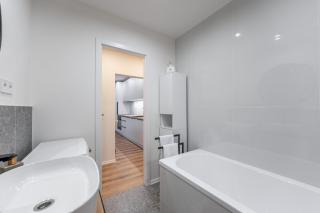Modern Apartment near Aupark with AC - Košice Centre - 8