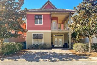 Pet-Friendly Home Destin Beach Pool & Hot Tub Near Dining & Shops - 8