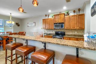 Pet-Friendly Home Destin Beach Pool & Hot Tub Near Dining & Shops - 5