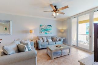 Gulf Front 3BR Condo with Pool Hot Tub and Washer&Dryer - 4
